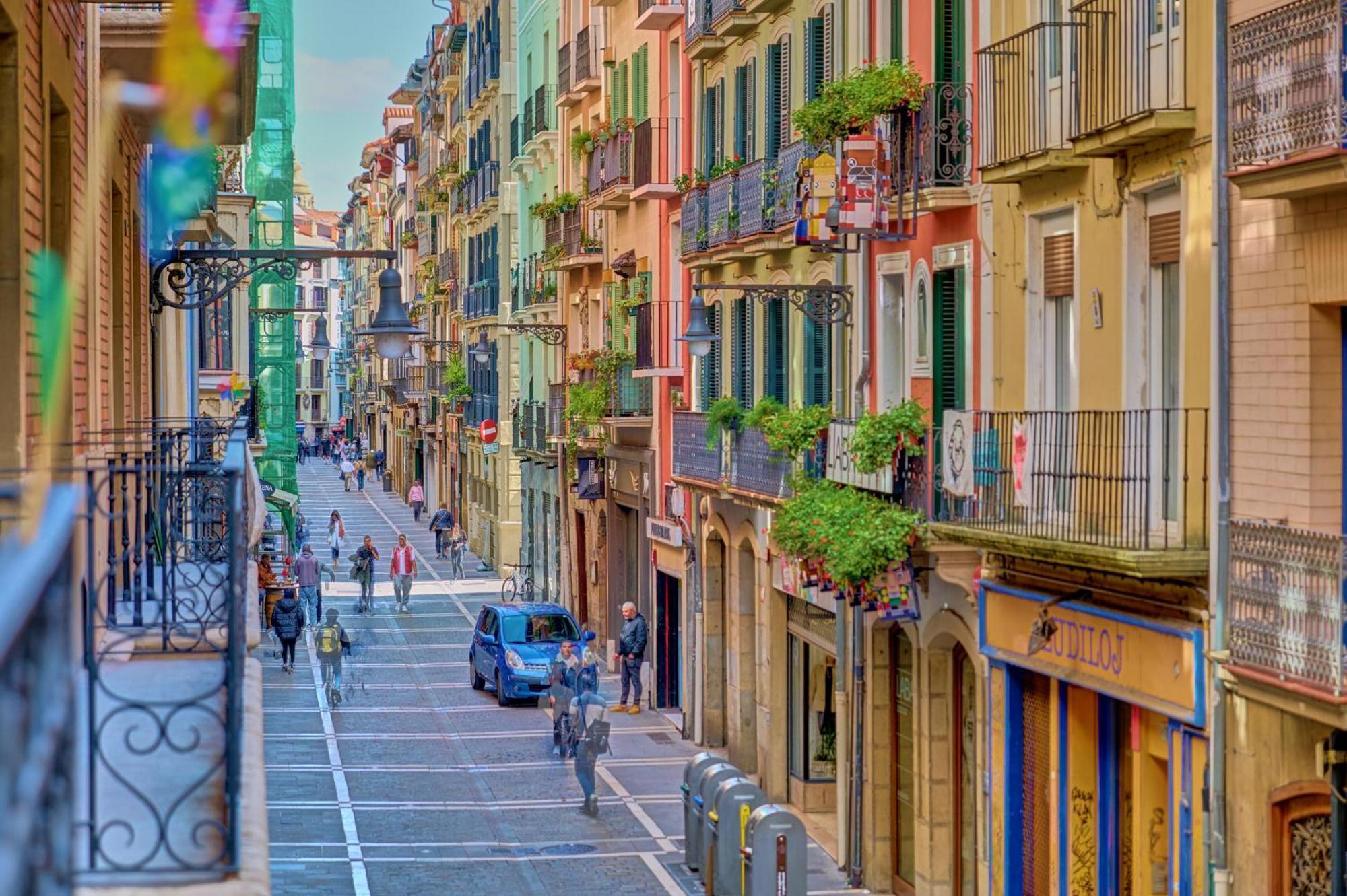 Apartamento Balcon Del Arte By Clabao Pamplona Luaran gambar